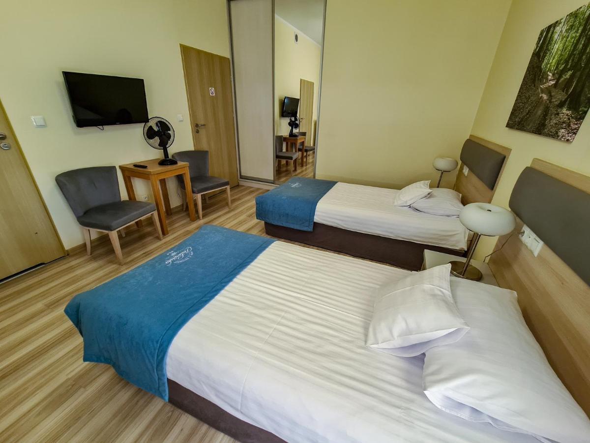 Antoninska Hotel & Apartamenty Leszno  Ngoại thất bức ảnh