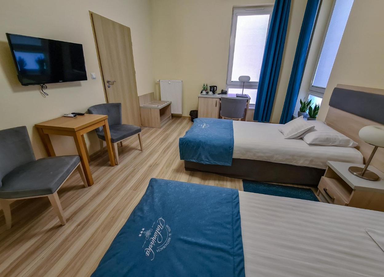 Antoninska Hotel & Apartamenty Leszno  Ngoại thất bức ảnh