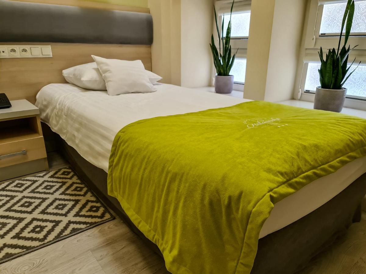 Antoninska Hotel & Apartamenty Leszno  Ngoại thất bức ảnh