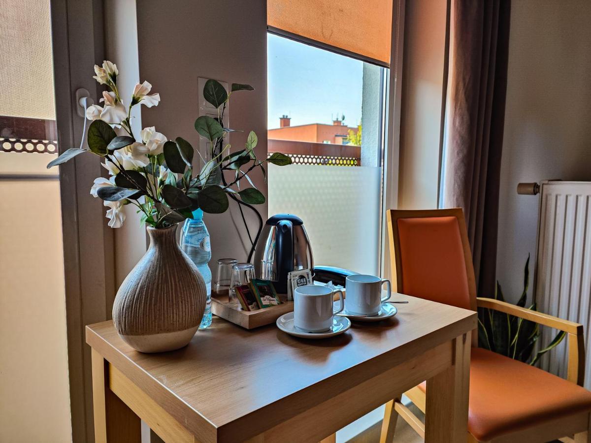 Antoninska Hotel & Apartamenty Leszno  Ngoại thất bức ảnh